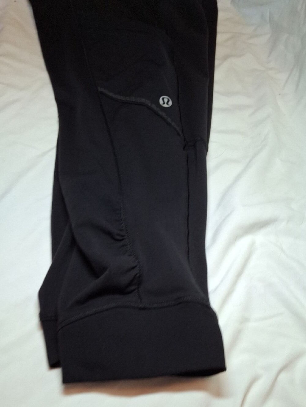 Lululemon "Nothing to Hide" Ruched Crop Legging - Picture 6 of 9